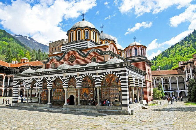 small-group-tour-rila-monastery-and-melnik