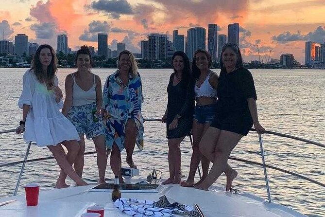 sunset-and-night-cruise-of-the-miami-bay-skyline-on-a-yacht