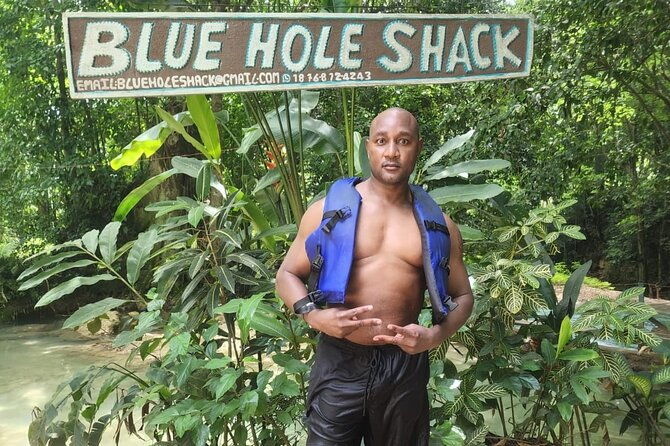 tour-blue-hole-and-secret-fall-with-a-stop-at-duns-river-fall