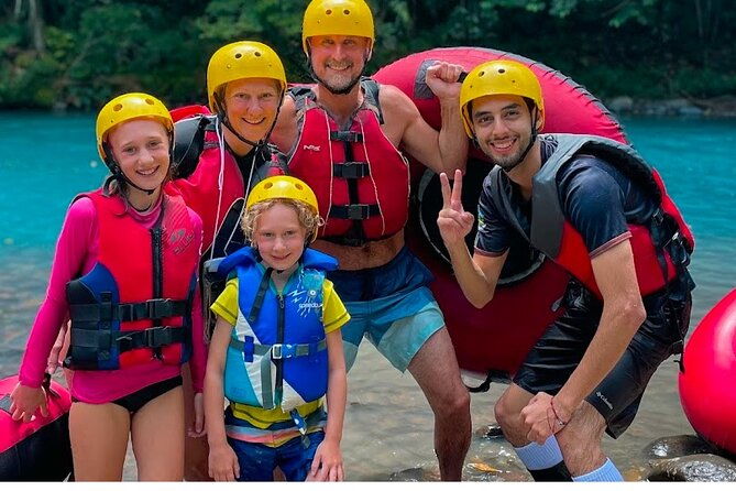 tubing-in-rio-celeste-aventure-in-nature