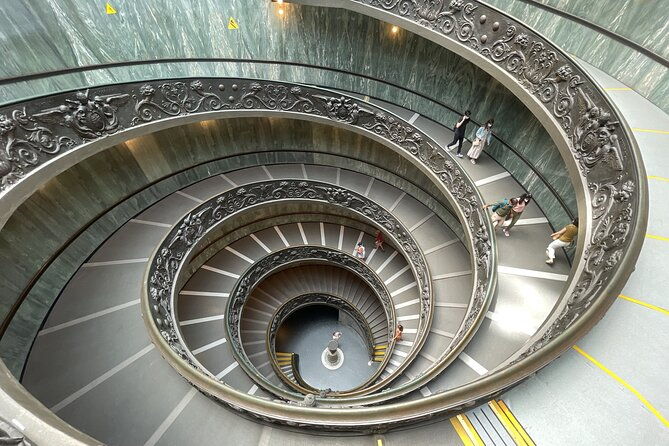 vatican-museums-sistine-chapel-semi-private-tour-2