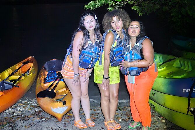 vieques-biobay-kayaking-tour