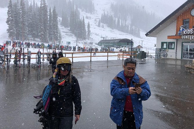 winter-fun-private-transportation-to-ski-snowmobiling-and-dog-sledding-areas