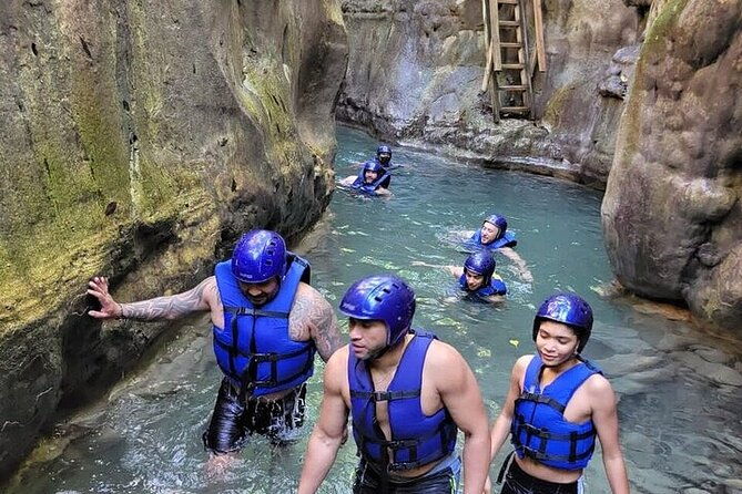 zip-line-waterfall-tour