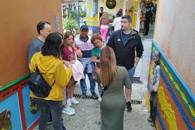 90-minute-walking-tour-of-guatape