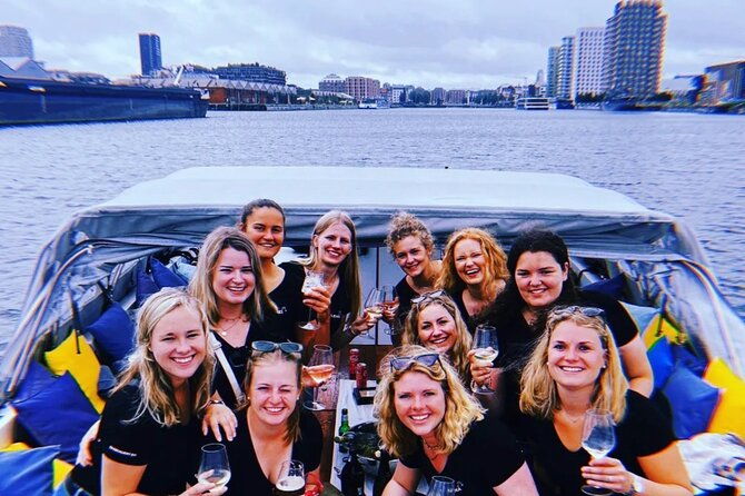 90-minutes-private-aperitif-boat-ride-in-antwerp