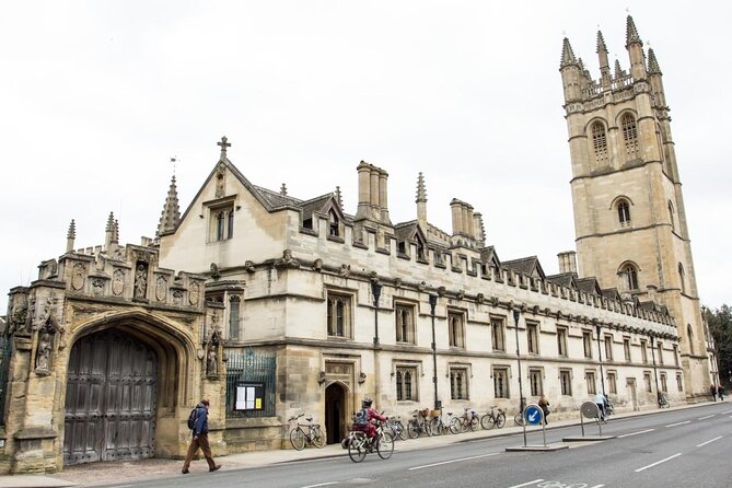 a-guide-to-the-city-of-dreaming-spires-a-self-guided-audio-tour-of-oxford