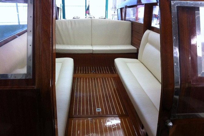 a-private-evening-cruise-on-lake-como