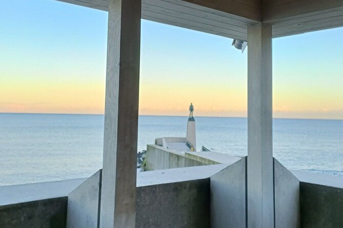 a-self-guided-stroll-along-dun-laoghaires-east-pier