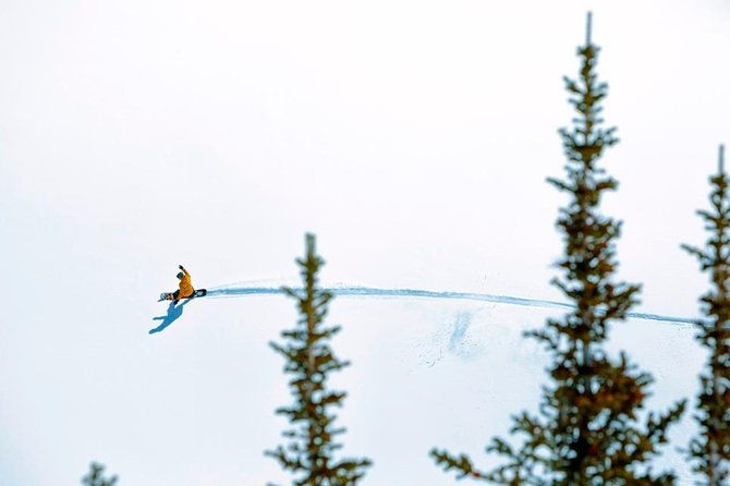adult-snowboard-rental-package-for-salt-lake-city-cottonwood-resorts