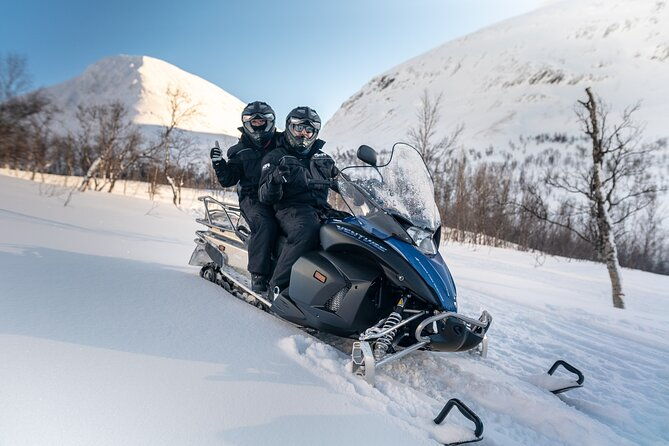adventure-snowmobile-safari-2