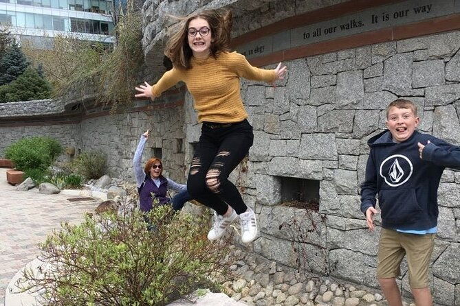 adventurous-scavenger-hunt-in-kansas-city-by-zombie-scavengers