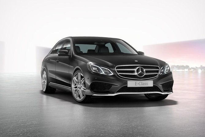 airport-limousine-transfer-stockholm-city-to-arlanda-airport-1-7-passengers