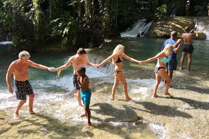 airport-transfers-private-tours-and-excursions-in-jamaica