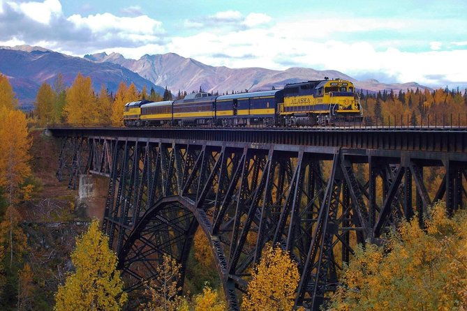 alaska-railroad-hurricane-turn-roundtrip-talkeetna-hurricane-flagstop-same-day