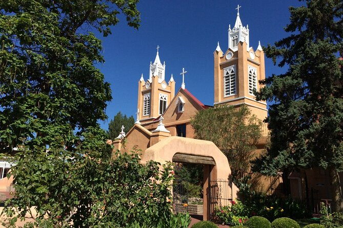 albuquerques-timeless-wonders-from-plazas-to-museums