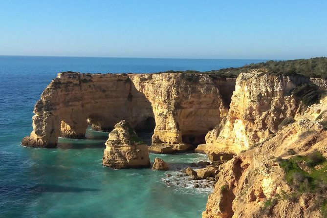 algarve-coast-chapel-of-bones-private-van-tour-2