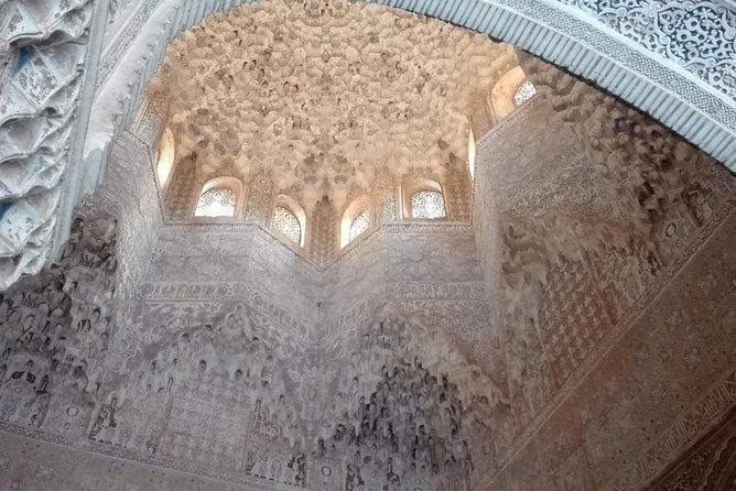 alhambra-private-tour-without-tickets-total-group-max-15-people-3