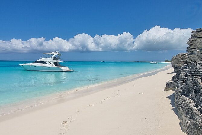 all-inclusive-private-half-day-yacht-charter