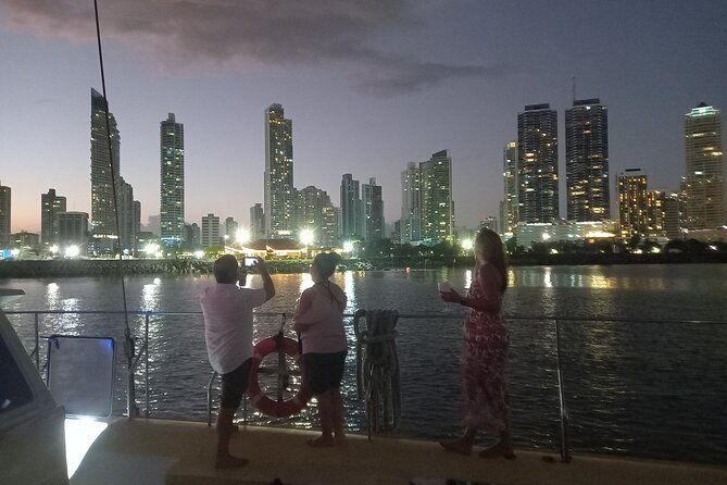 all-inclusive-sunset-panama-bay-catamaran-tour-from-panama-city