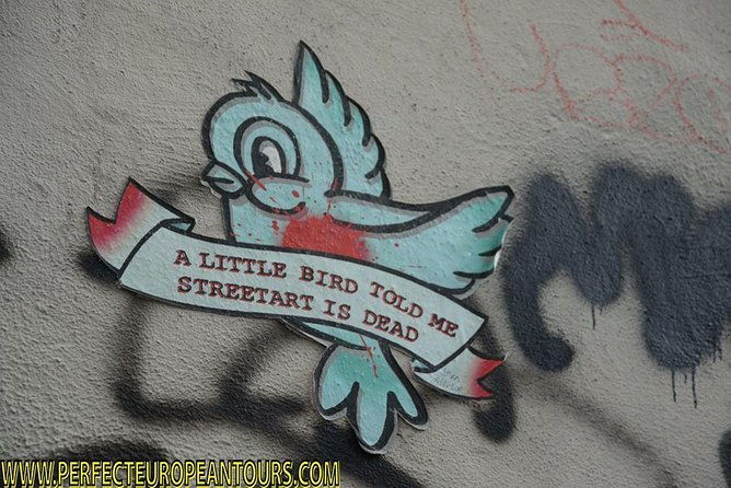 alternative-street-art-walking-tour-of-budapest