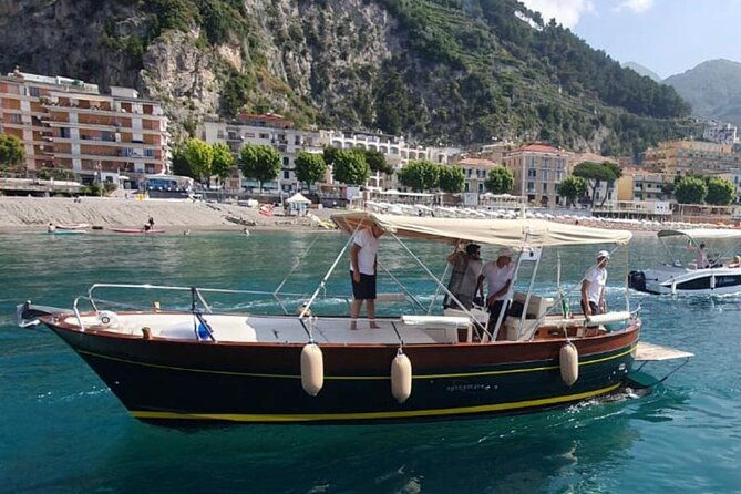 amalfi-coast-or-capri-private-boat-tour