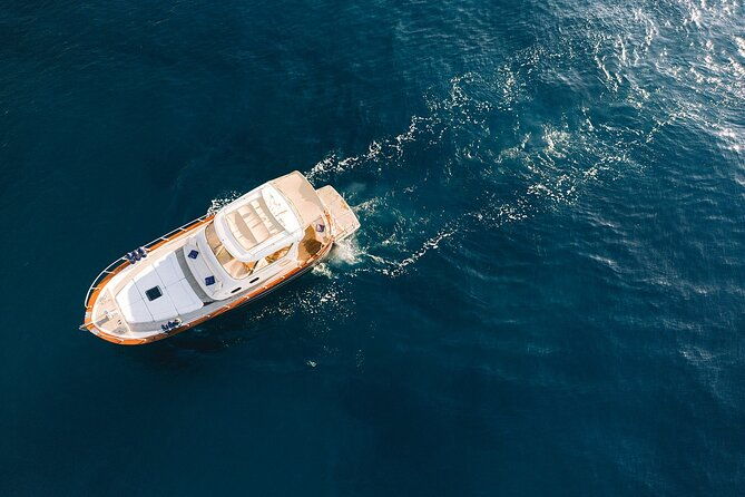 amalfi-coast-private-boat-tour-from-praiano-or-positano-2