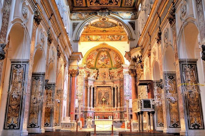 amalfi-coast-with-stop-at-emerald-grotto-2