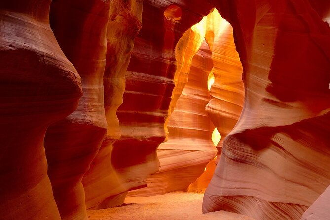antelope-canyon-x-and-horseshoe-bend-tour-from-sedona-flagstaff