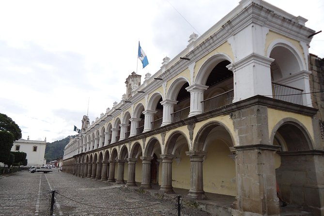 antigua-walking-tour-from-puerto-quetzal