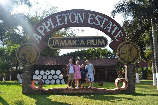 appleton-estate-rum-tour-and-tasting-from-negril