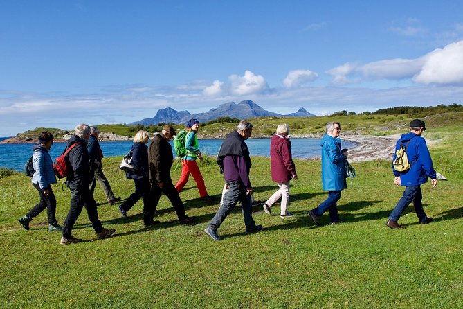 arctic-coastal-walk
