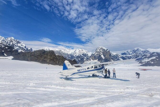 around-the-mountain-flightseeing-tour-from-talkeetna