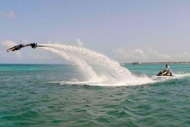 aruba-flyboarding-jetovator-experience-fly-like-a-bird-dive-like-a-dolphin