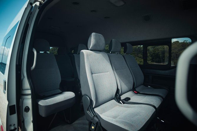 aruba-private-van-airport-transfer-max-5
