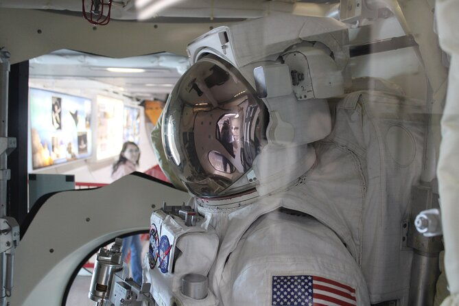 astroville-driving-tour-nasa-space-center-ticket-transportation