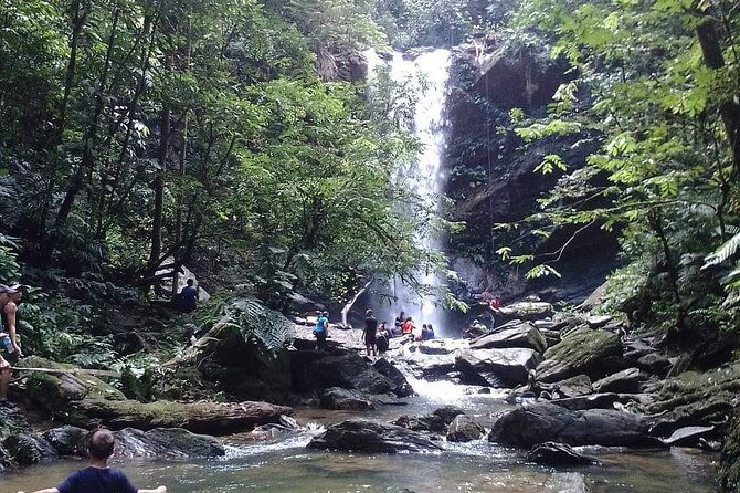 avocat-waterfall-and-beach-tour