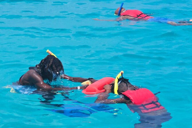 barbados-glass-bottom-boat-cruise-and-snorkeling