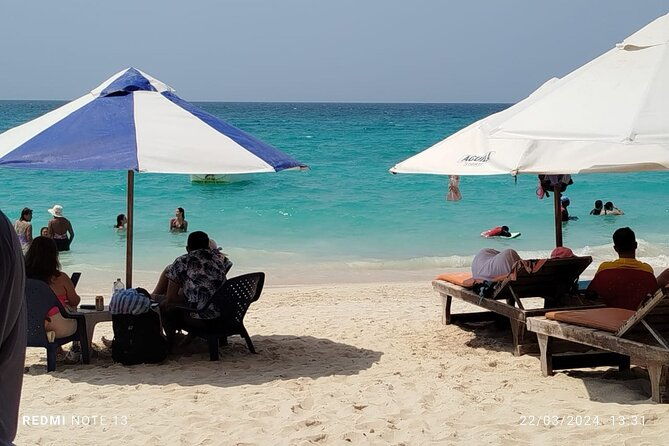 baru-island-playa-blanca-tour-with-caribean-colombians-lunch