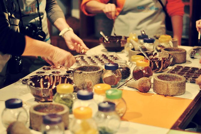 bean-to-bar-chocolate-workshop-in-chocomuseo-ollantaytambo