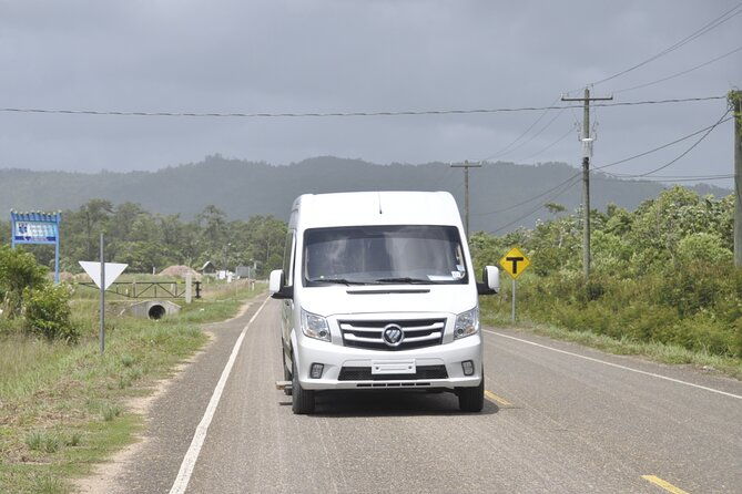 belize-international-airport-to-hopkins-village-private-shuttle