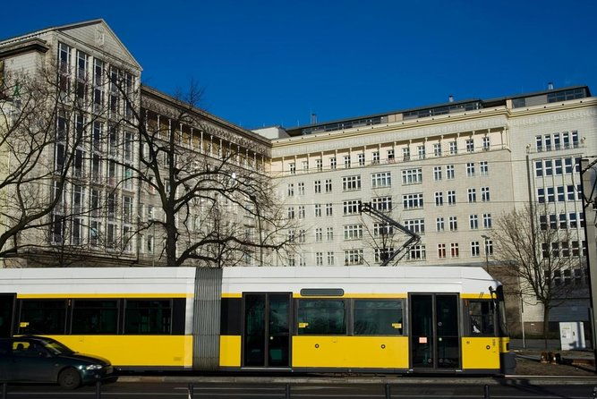 berlin-vegan-food-cultural-walking-tour-in-vibrant-district