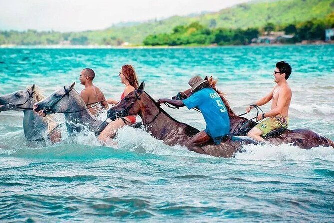 best-combo-dunns-river-horseback-ride-and-rafting-in-ocho-rios