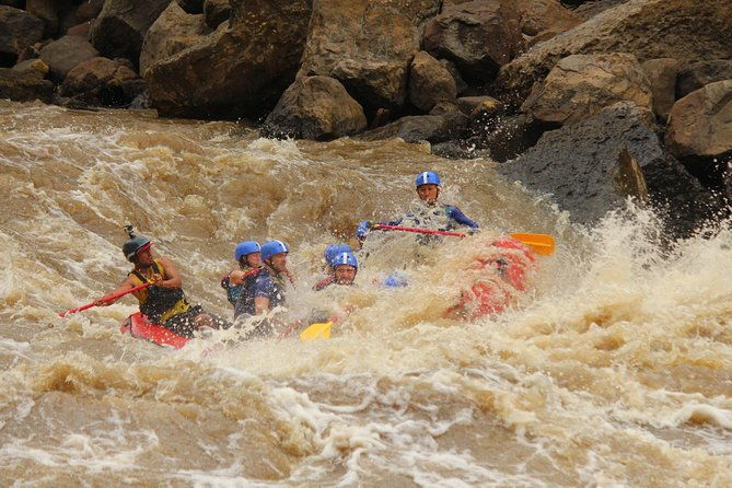 best-white-rafting-in-colombia-suarez-4-5