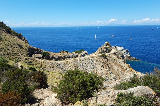 bike-nic-half-day-tour-to-the-bunkers-of-monte-enfola