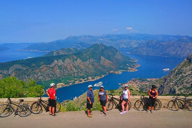 bike-tour-downhill-from-njegos-mausoleum-to-kotor-bay