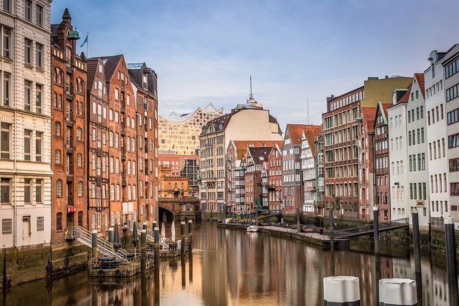bike-tour-with-a-private-guide-hamburg-best-highlights