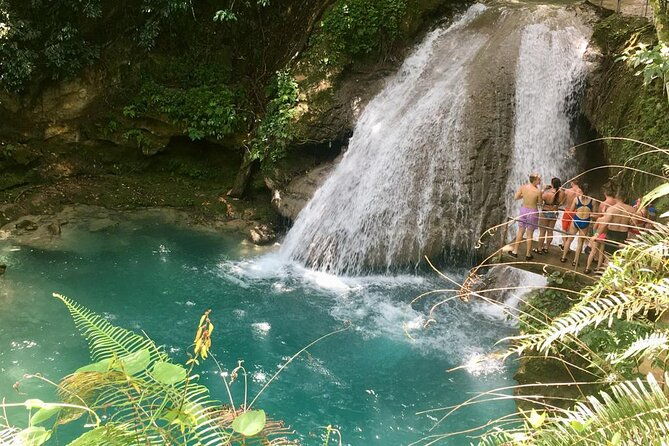blue-hole-or-dunns-river-and-luminous-lagoon-from-montego-bay