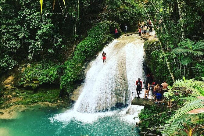 blue-hole-private-tour