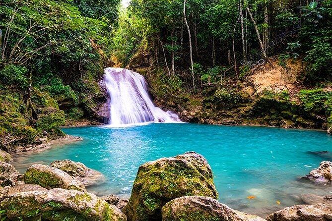 blue-hole-secret-fall-and-dunns-river-falls-combo-tour-ocho-rios